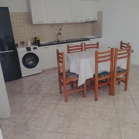 Cara Appartamento Durrës